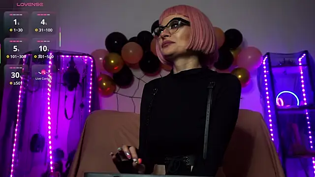 CyberXGoddess online show from October 2025 11:43:01 PM