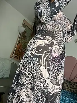 kiaraglam2 online show from February 2025 05:16:01 AM