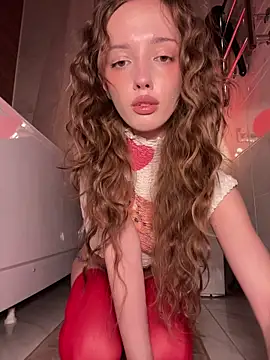 Weeissy online show from November 2025 06:28:02 PM