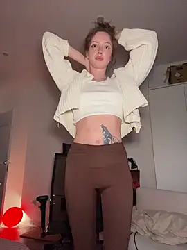 Weeissy online show from February 2026 06:55:02 PM