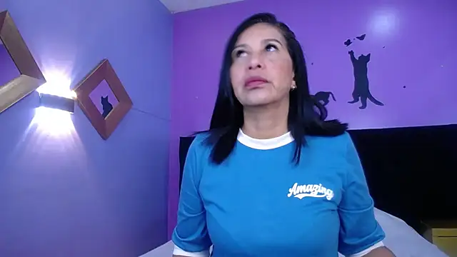 Shanon mature online show from March 2026 12:09:01 PM