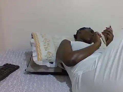 sweetelle09 online show from March 2025 06:32:01 PM