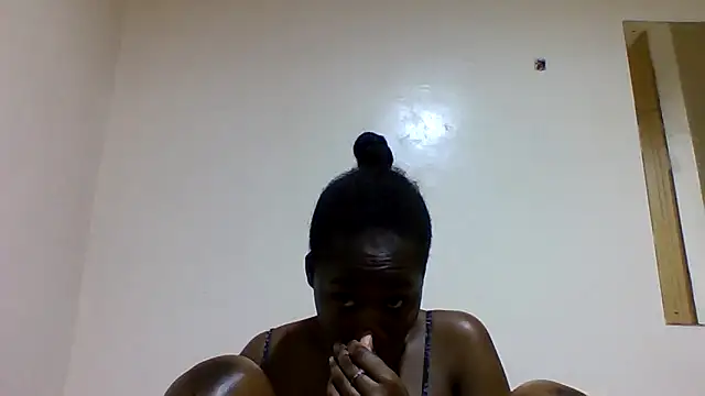 sweetelle09 online show from March 2026 05:13:02 PM