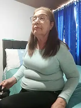 Vicky Rosse online show from November 2025 06:52:01 PM