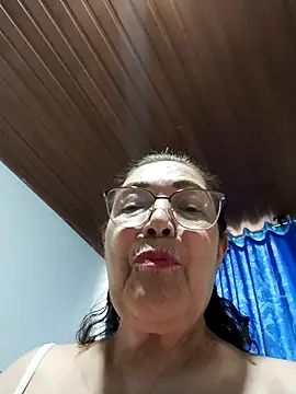 Snapshot of Vicky_Rosse chatting on May 2026 09:00:01 PM Vicky Rosse online show from May 2026 09:00:01 PM