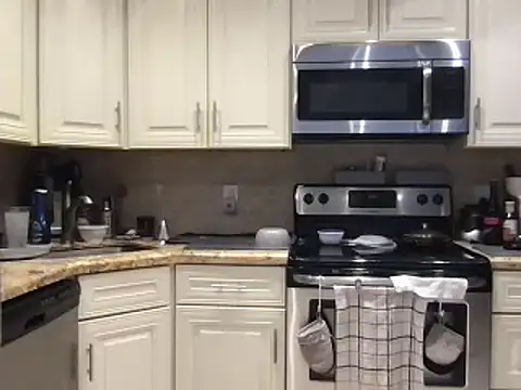 BigGuyMuscle online show from February 2025 03:32:02 PM