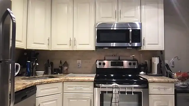 BigGuyMuscle online show from October 2025 08:28:02 PM