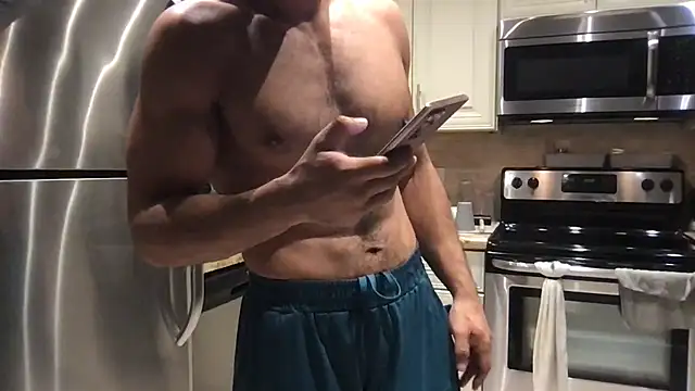 BigGuyMuscle online show from November 2025 02:50:02 AM