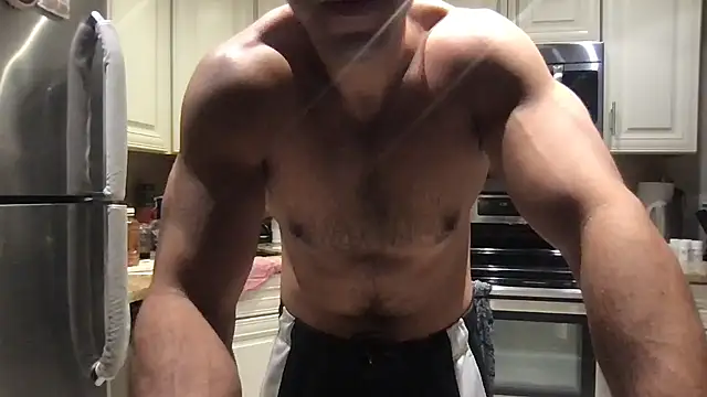 BigGuyMuscle online show from January 2026 03:21:01 AM