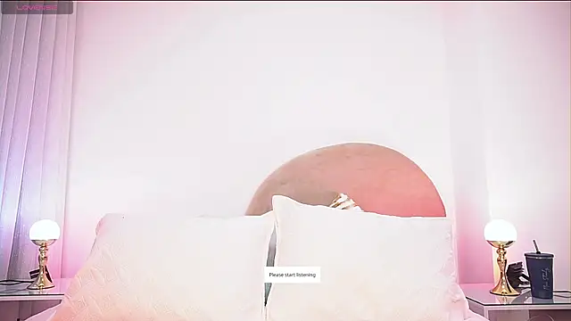 alexaa walker online show from November 2025 11:54:01 AM