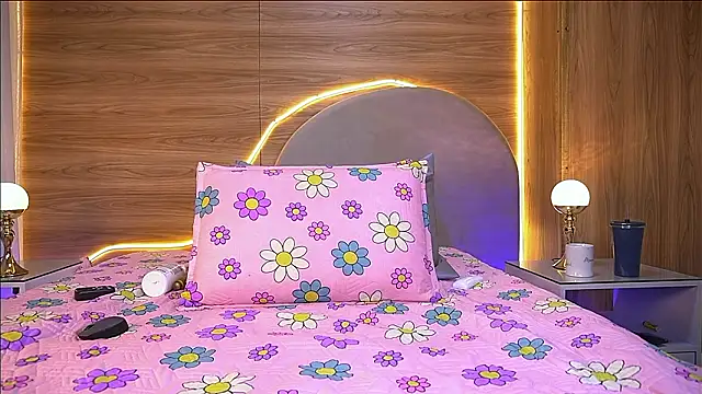 alexaa walker online show from February 2026 11:55:01 AM