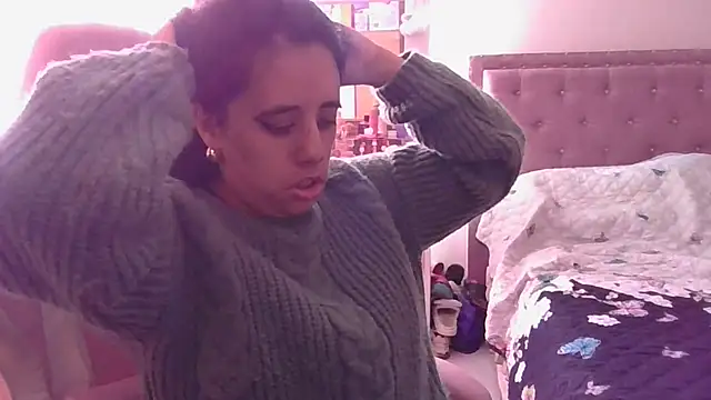 annarose19 online show from March 2025 08:40:02 PM