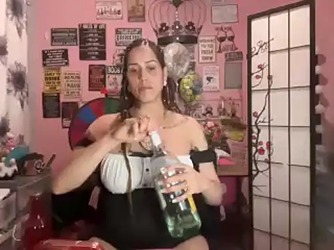 latinacubana online show from January 2025 05:20:02 AM