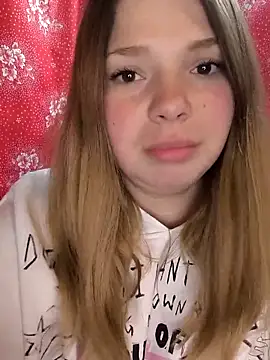 Zuli Kiska online show from March 2026 06:58:01 PM