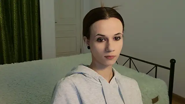 ItsAlisia online show from September 2025 05:46:01 AM