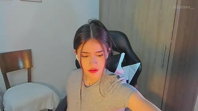 iriswest  online show from December 2024 01:13:02 AM