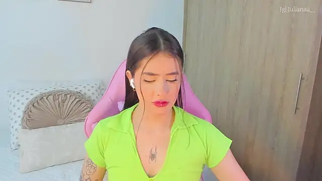 iriswest  online show from March 2025 09:27:02 PM