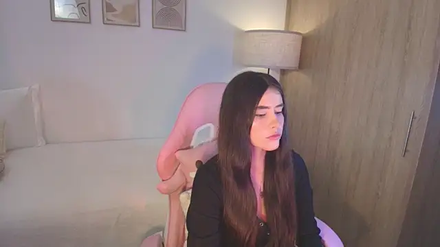 iriswest  online show from October 2025 12:18:02 AM