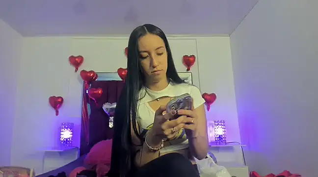 danaythamara1 online show from February 2025 11:42:01 PM