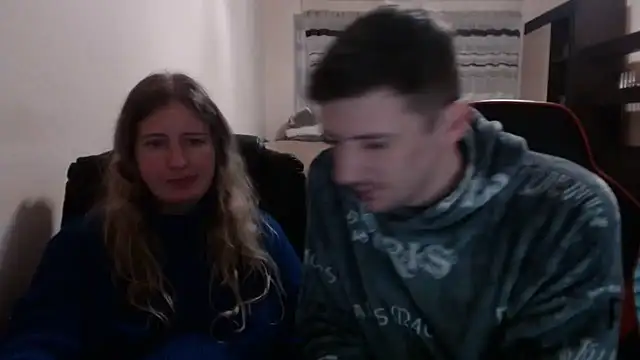 PeterAndJen online show from March 2025 07:16:01 PM