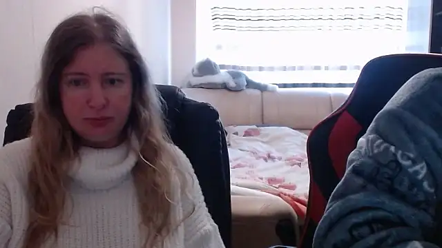 PeterAndJen online show from March 2025 06:43:02 AM