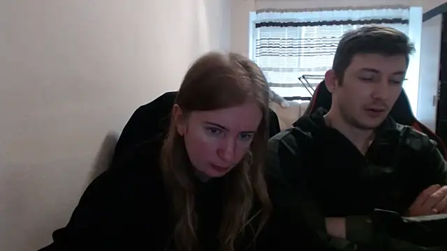 PeterAndJen online show from October 2025 06:12:01 AM