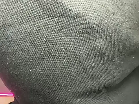 Snapshot of mcklister_kinky_feets chatting on February 2026 06:58:02 PM mcklister kinky feets online show from February 2026 06:58:02 PM