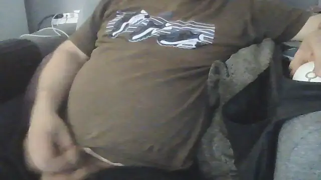 Snapshot of Naturistmale45 chatting on April 2026 06:44:02 PM Naturistmale45 online show from April 2026 06:44:02 PM