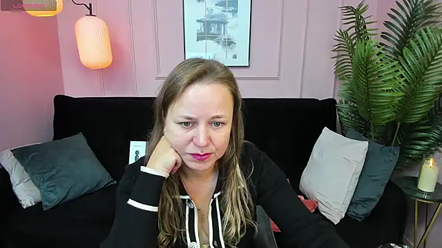 GabrielGold online show from September 2025 08:11:02 PM