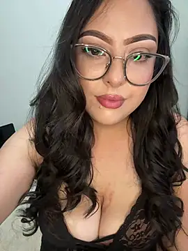 MileyGia online show from April 2026 01:08:01 AM