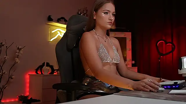 MrsTenderBeast online show from November 2025 02:34:02 PM