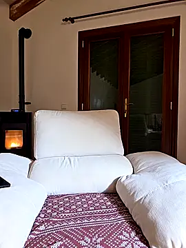 kylie blck online show from December 2025 06:37:02 PM