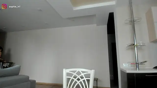  in yan online show from December 2025 05:37:01 AM