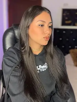 Snapshot of Ambar_pe_ chatting on January 2025 02:14:01 AM Ambar pe  online show from January 2025 02:14:01 AM