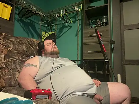 Snapshot of fatdickdaddy448 chatting on December 2024 11:54:02 AM fatdickdaddy448 online show from December 2024 11:54:02 AM