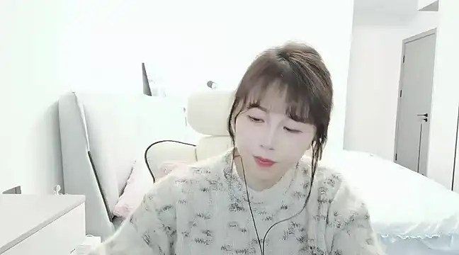 Sunset glow online show from March 2025 03:02:02 PM