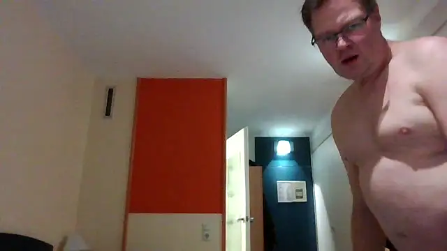 slavedh online show from December 2024 10:41:01 PM