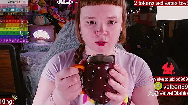 Snapshot of VelvetDiablo chatting on June 2026 02:53:01 AM VelvetDiablo online show from June 2026 02:53:01 AM