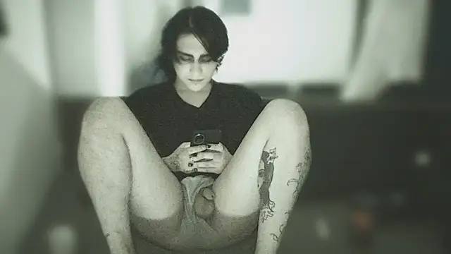 sademobeer online show from April 2026 07:58:02 PM