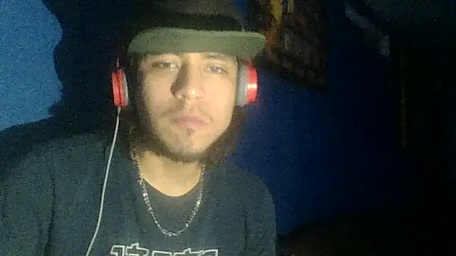 AlexAlejandro13 online show from October 2025 05:07:02 AM