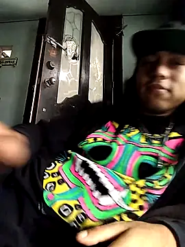 AlexAlejandro13 online show from January 2026 06:54:01 PM