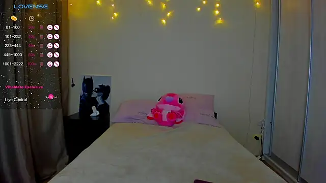 Snapshot of Bella_Foryou chatting on February 2025 12:51:02 AM Bella Foryou online show from February 2025 12:51:02 AM