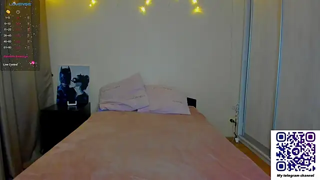 Snapshot of Bella_Foryou chatting on March 2025 02:01:02 PM Bella Foryou online show from March 2025 02:01:02 PM