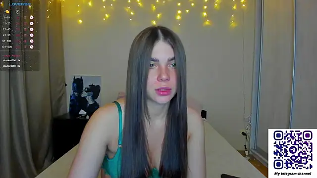 Snapshot of Bella_Foryou chatting on March 2025 01:00:01 AM Bella Foryou online show from March 2025 01:00:01 AM