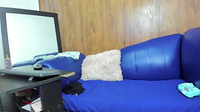 Snapshot of Mature_Skinny chatting on February 2025 12:16:01 PM Mature Skinny online show from February 2025 12:16:01 PM