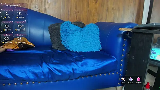 Snapshot of Mature_Skinny chatting on February 2025 04:04:02 PM Mature Skinny online show from February 2025 04:04:02 PM