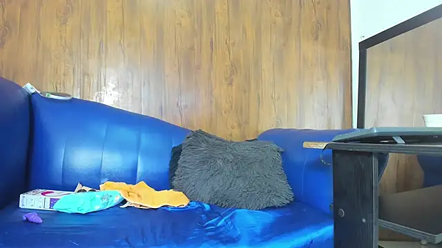 Snapshot of Mature_Skinny chatting on February 2025 03:37:02 PM Mature Skinny online show from February 2025 03:37:02 PM