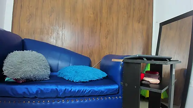 Snapshot of Mature_Skinny chatting on March 2025 01:02:01 PM Mature Skinny online show from March 2025 01:02:01 PM