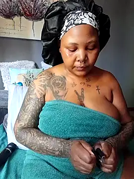 PearlSexxy69 online show from March 2025 01:06:02 PM