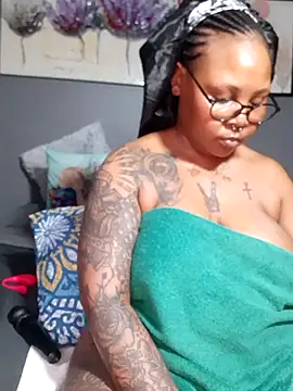 PearlSexxy69 online show from March 2025 03:36:02 PM